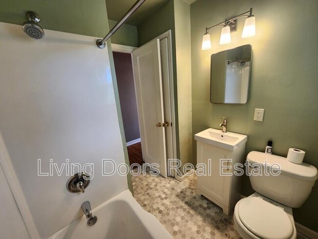 Building Photo - 2201 N 65th St