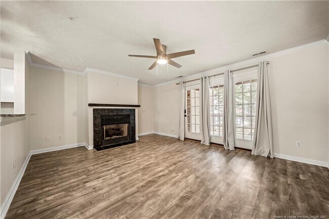 Building Photo - 380 Bubble Creek Ct