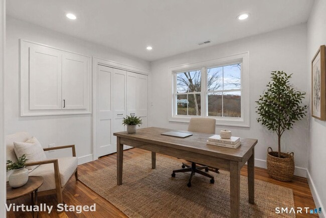 Building Photo - 52 Curtis Rd