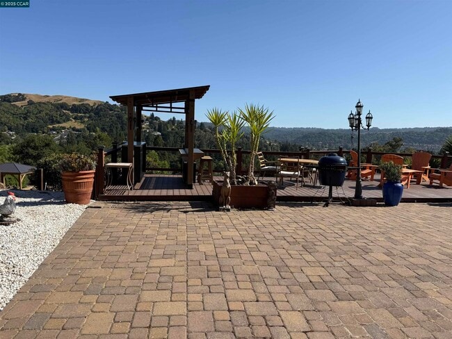 Building Photo - 35.5 Kent Ct