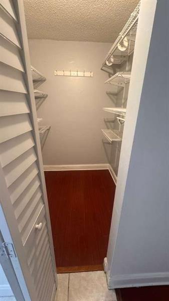 Building Photo - 4314 NW 9th Ave