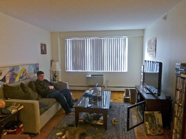 Building Photo - 185 Freeman St