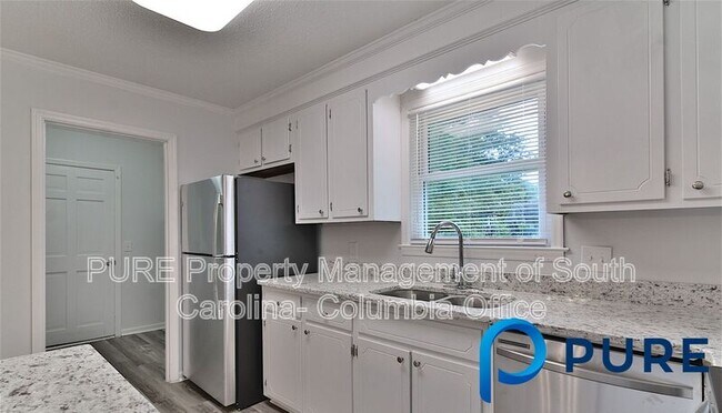 Building Photo - 156 Little Hampton Dr