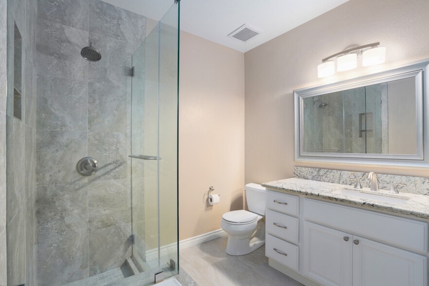 Building Photo - 1820 S Beverly Glen Blvd