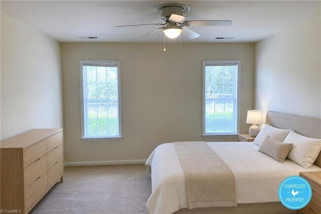 Building Photo - 7509 Riverside Ct