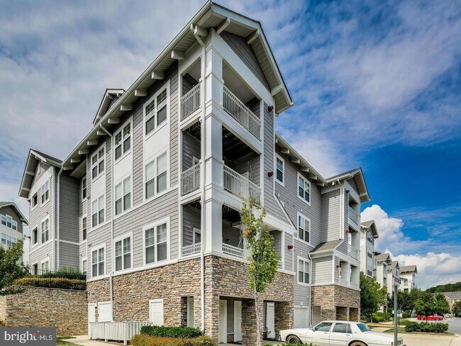 Building Photo - 12828 Clarksburg Square Rd