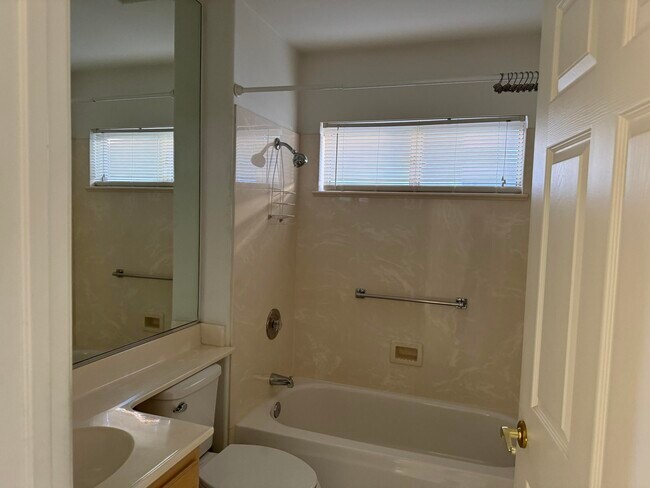 Building Photo - 78271 Desert Willow Dr