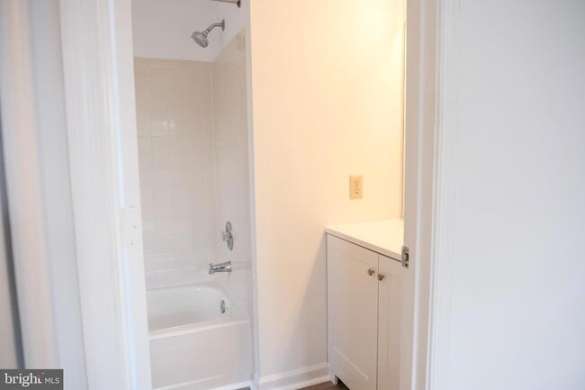 Building Photo - 6941 Mary Caroline Cir