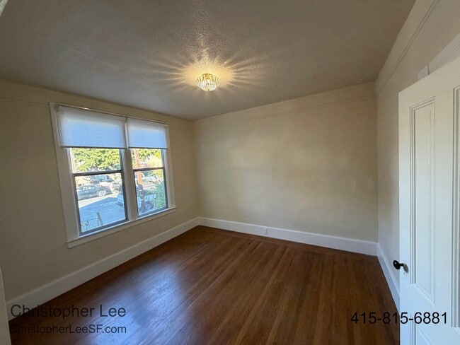 Building Photo - 327 N Delaware St