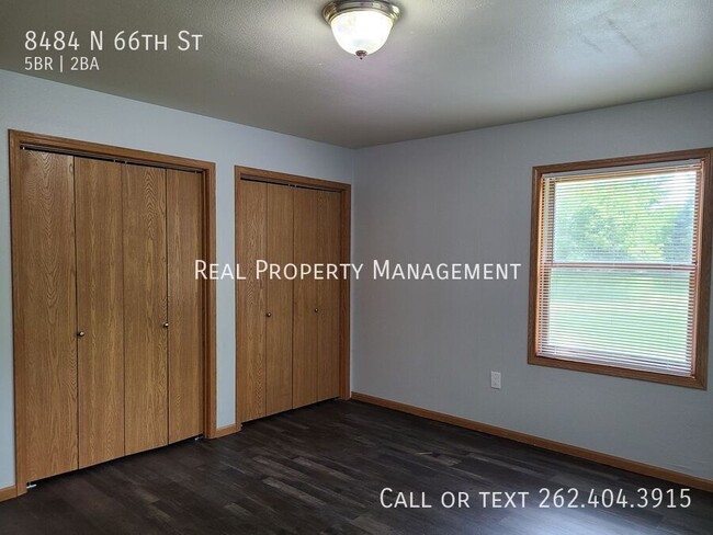 Building Photo - 8484 N 66th St