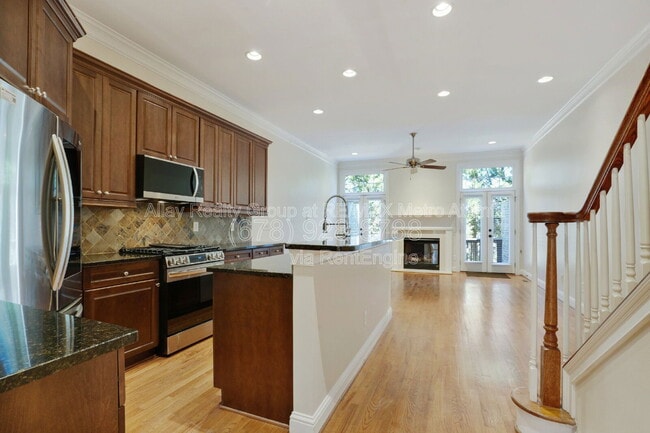 Building Photo - 2675 Rivers Edge Dr NE