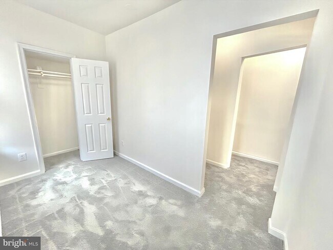 Building Photo - 2000 McHenry St