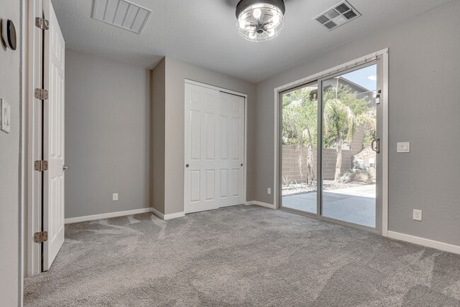 Building Photo - Luxury Summerlin North Home with Private Pool