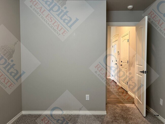 Building Photo - Come Home and Relax!