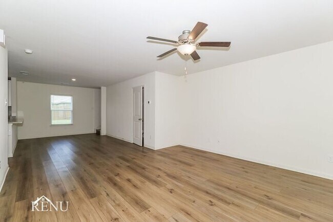 Building Photo - Coming Soon!