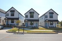 Building Photo - 529 W Dallas St