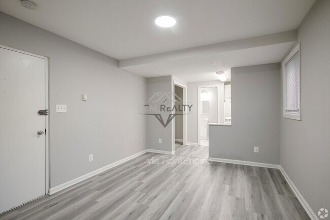 Building Photo - 14402 Gemstone Dr