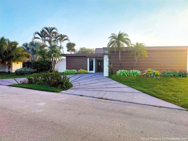 Building Photo - 5109 Banyan Ln