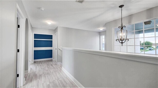 Building Photo - 3833 Siskin Dr