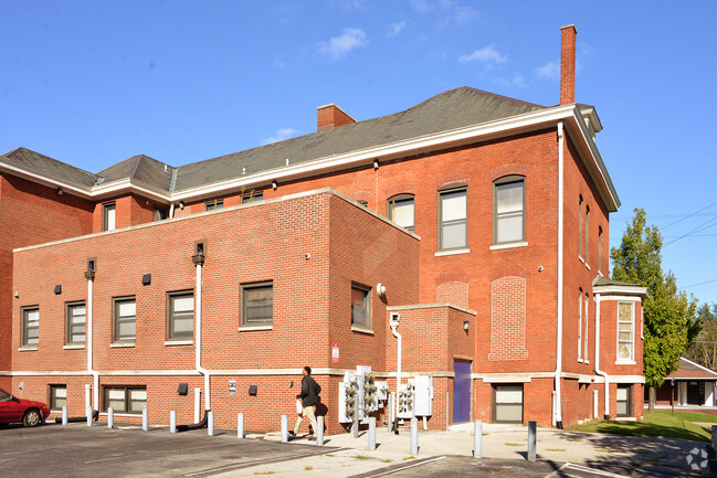 Building Photo - Guerin Place