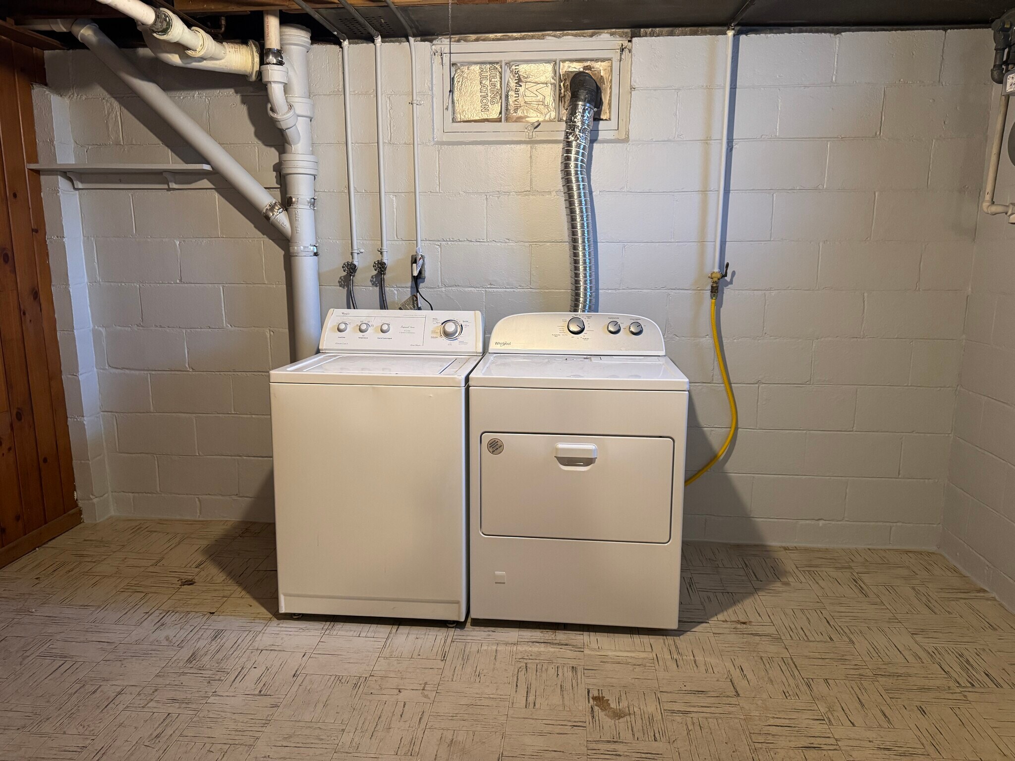 Building Photo - 1020 Brown St