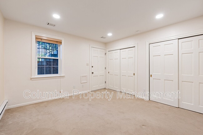 Building Photo - 706 6th St SW