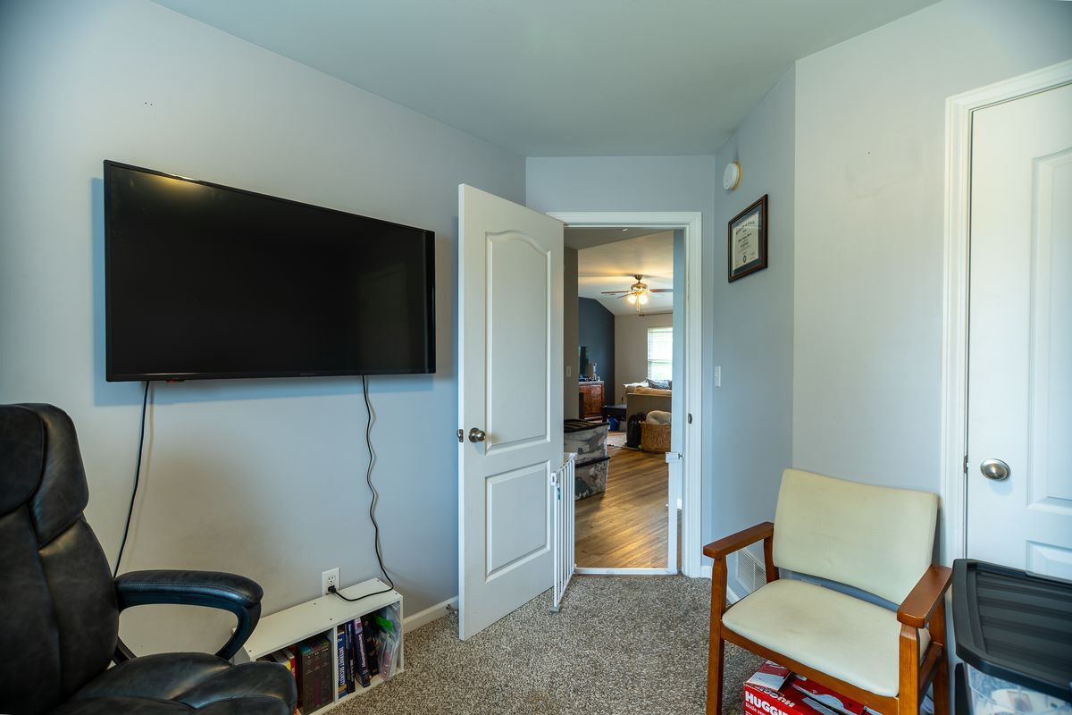 Building Photo - 5104 Opal Dr