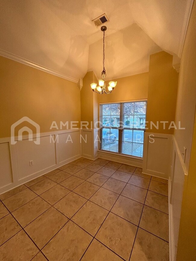 Building Photo - Townhome in Hoover, AL!!! Available to View with 48 Hour Notice!!!