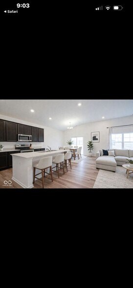Building Photo - 6608 W Shoreline Ct