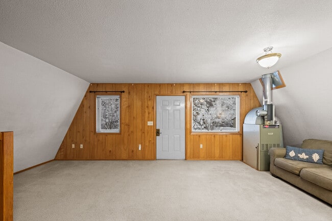 Building Photo - 710 Nautilus Dr