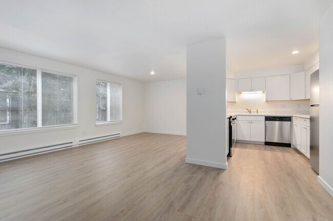 Interior Photo - Glacier Park Apartments