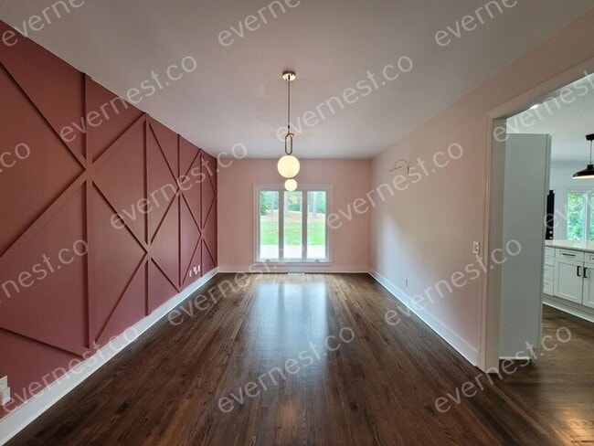 Building Photo - 398 Dunleven Manor Walk NE