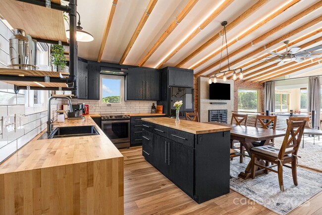 Building Photo - 4159 Todd St