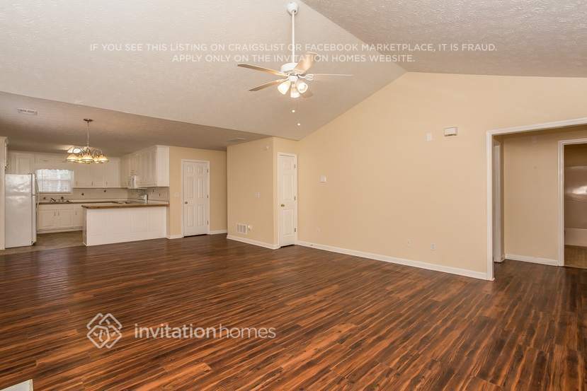 Building Photo - 210 Berkshire Pass