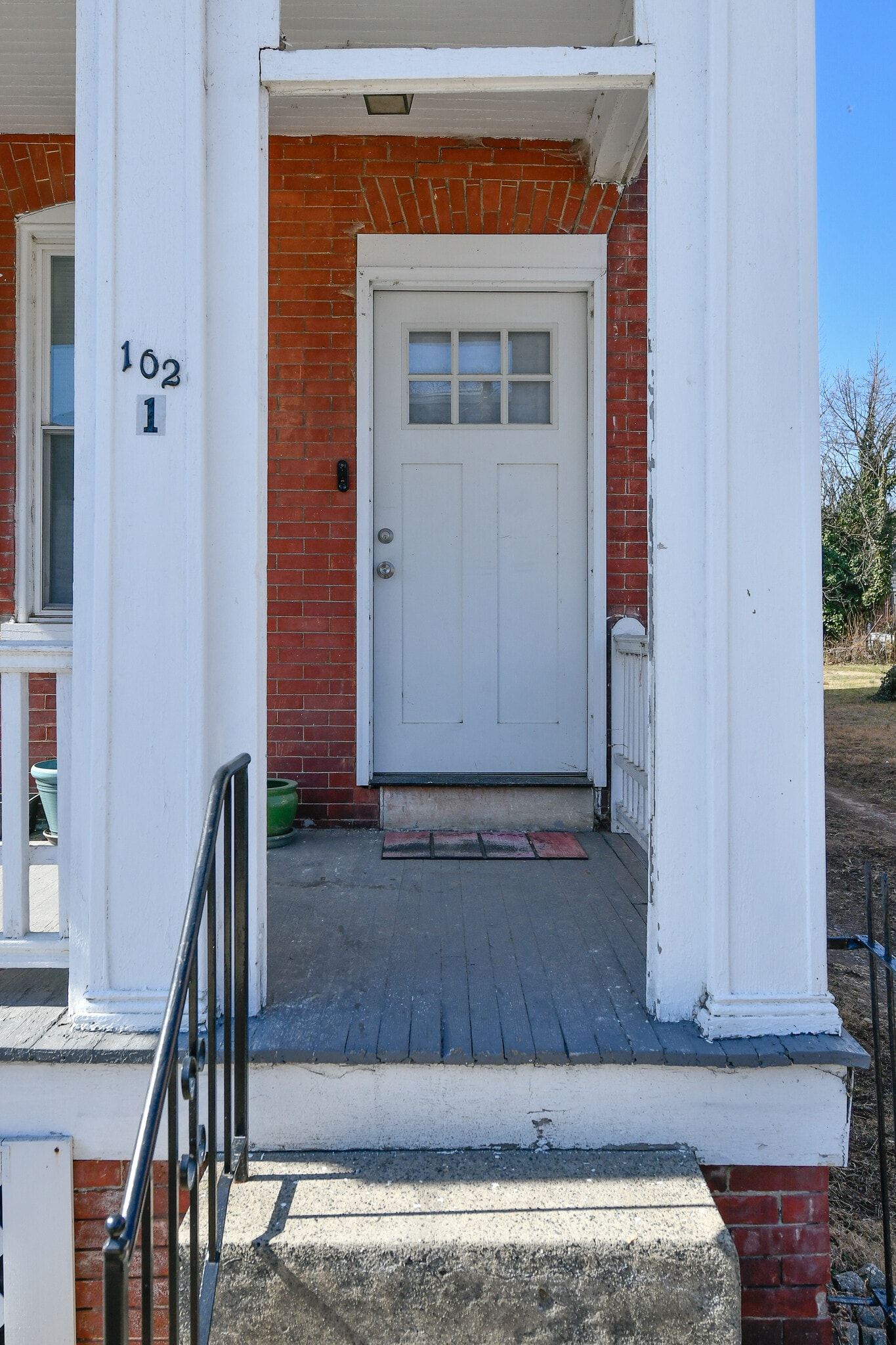 Building Photo - 102 W 30th St