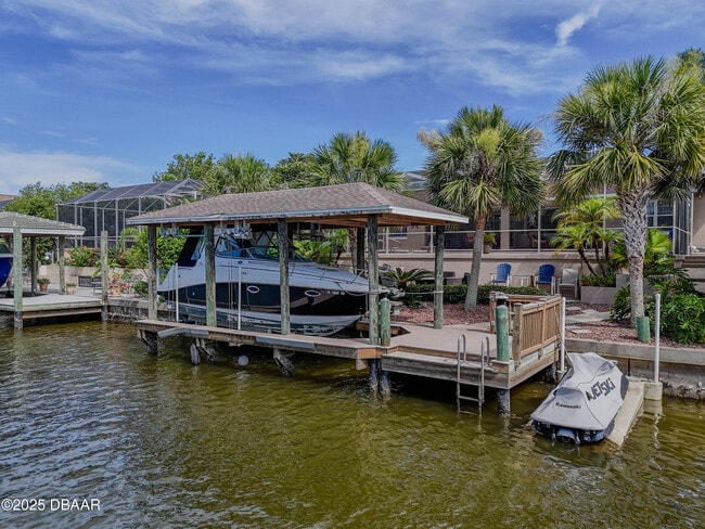 Building Photo - 15 Coolidge Ct