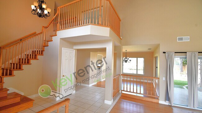 Building Photo - Oceanside |  Single Family Home |2–3 miles away from Hwy 78