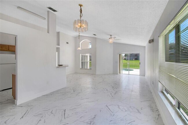 Building Photo - 236 Langham Dr