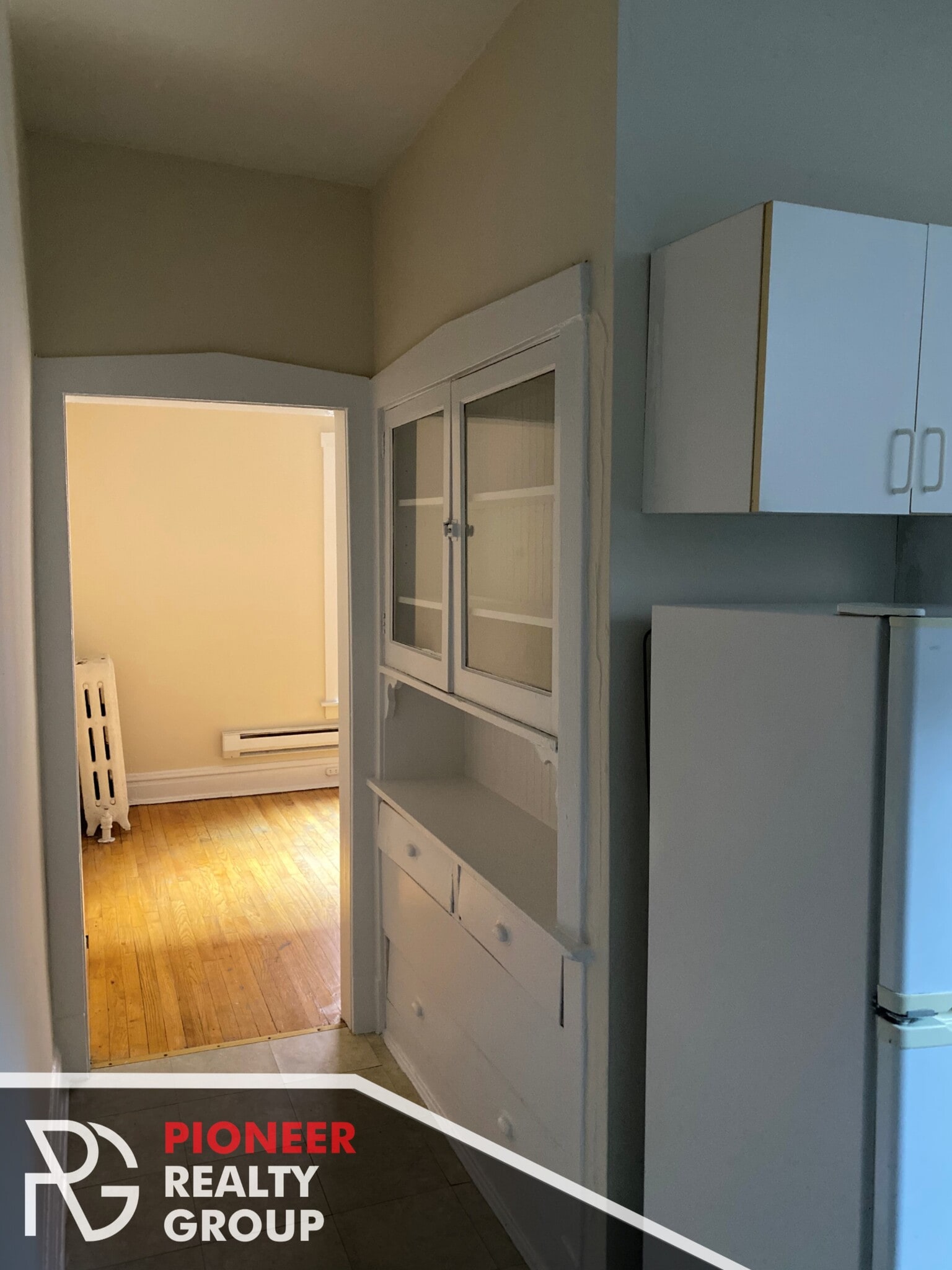 Building Photo - 2867 N Clark St