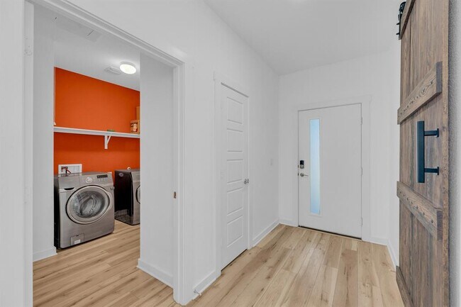 Building Photo - 149 Filifera Ct