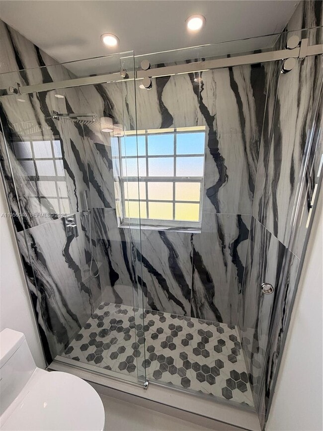 Building Photo - 10854 SW 141st Ln