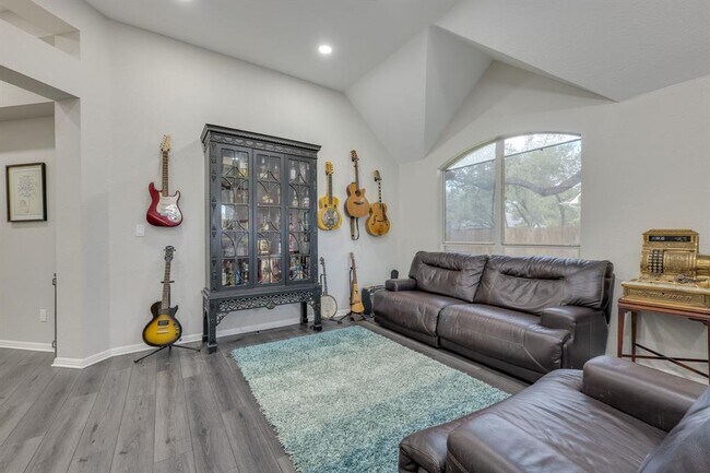 Building Photo - 8908 Pepper Rock Dr