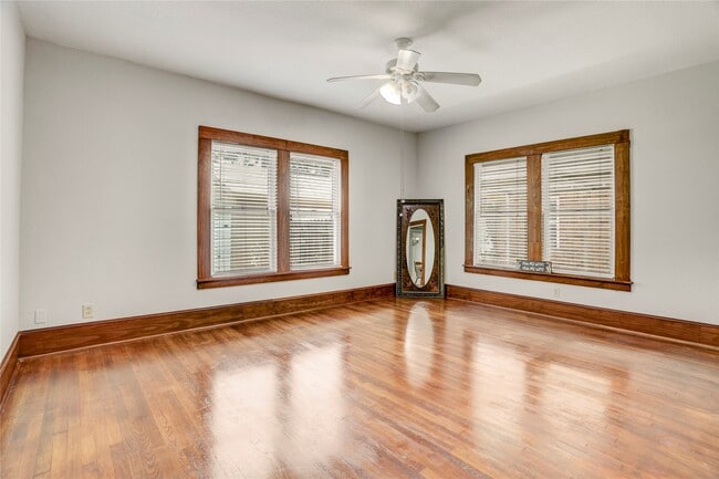 Building Photo - 5221 Mulford St