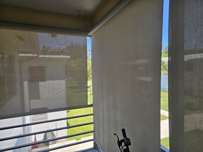 Building Photo - 2475 W Golf Blvd