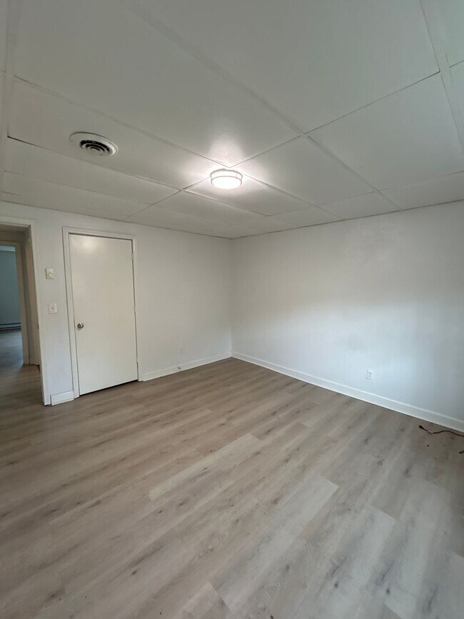 Building Photo - 1502 Gilmer Ave NW
