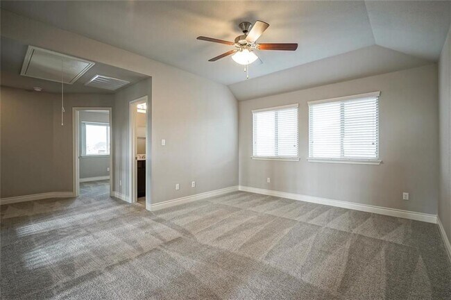 Building Photo - 501 Nautical Lp