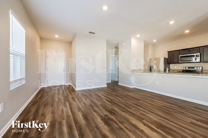Building Photo - 837 Orchid Grove Blvd