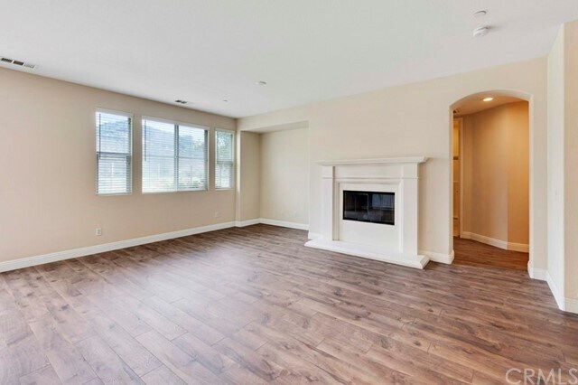 Building Photo - 3786 Lake Cir Dr