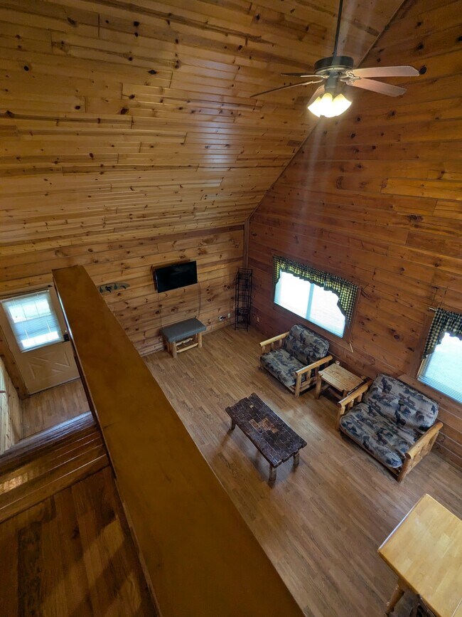 Building Photo - 725 Skatepark Court