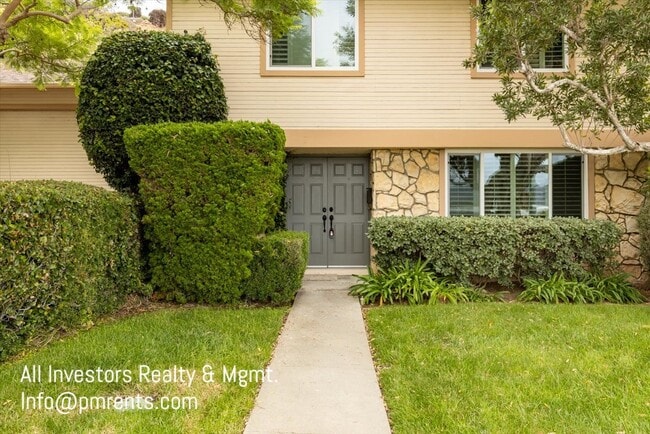 Building Photo - 4219 Avati Dr
